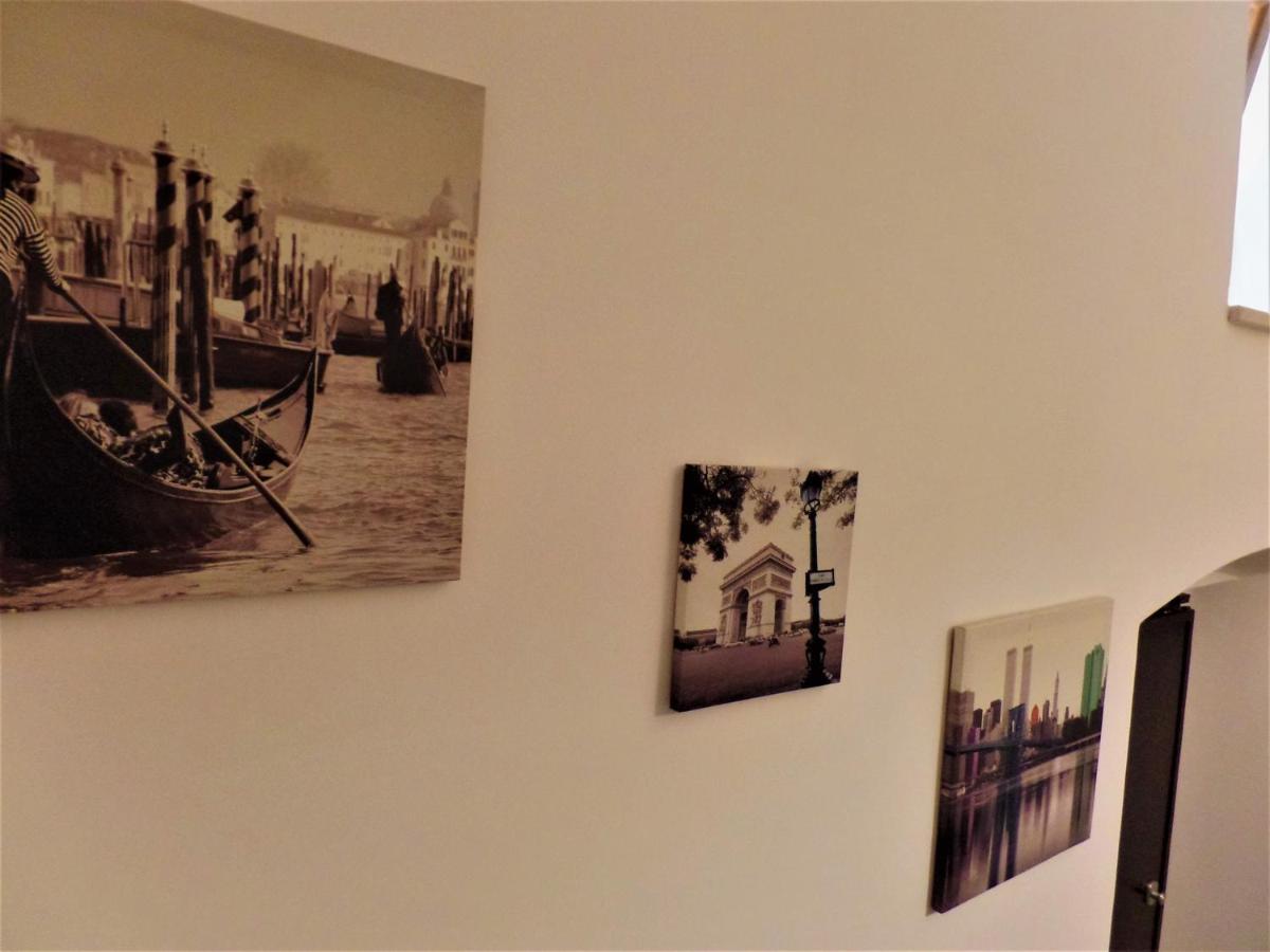 Regina Viarum Apartment, Historic City Centre Brindisi Buitenkant foto