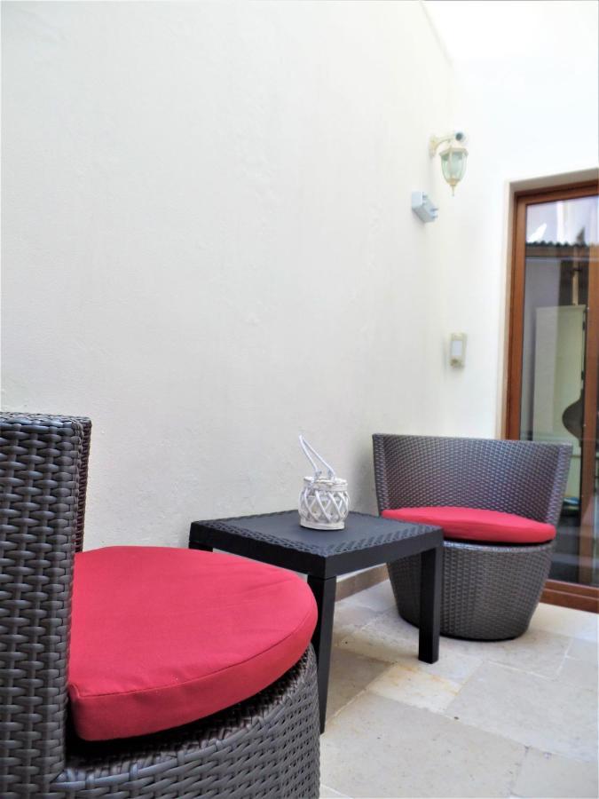 Regina Viarum Apartment, Historic City Centre Brindisi Buitenkant foto