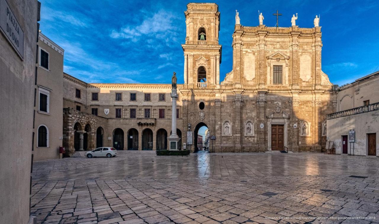 Regina Viarum Apartment, Historic City Centre Brindisi Buitenkant foto