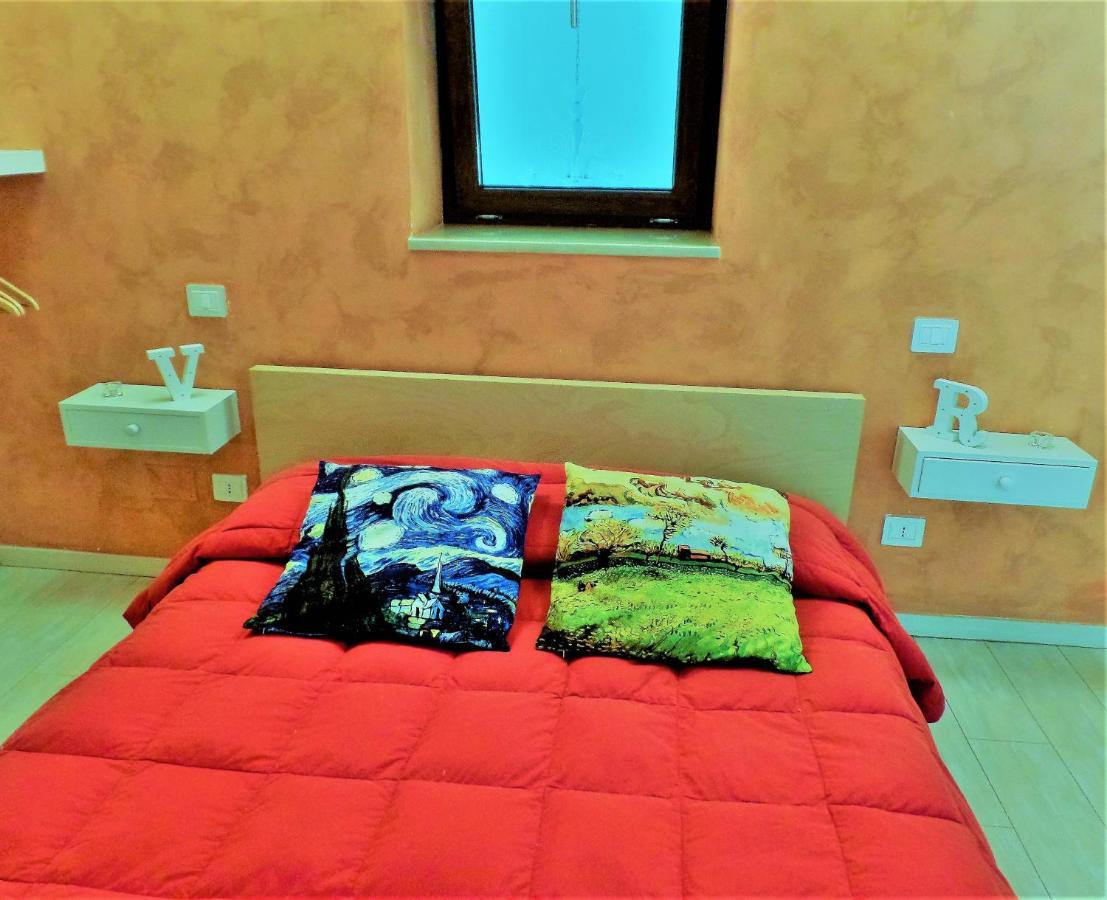 Regina Viarum Apartment, Historic City Centre Brindisi Buitenkant foto